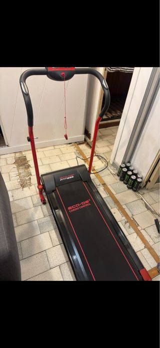 Cinta de correr con pantalla digital