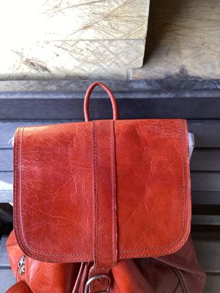 Mochila artesanal de cuero