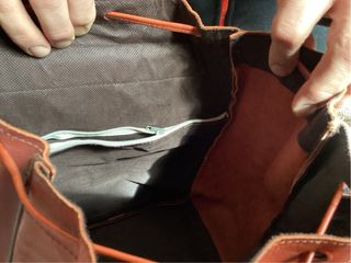 Mochila artesanal de cuero