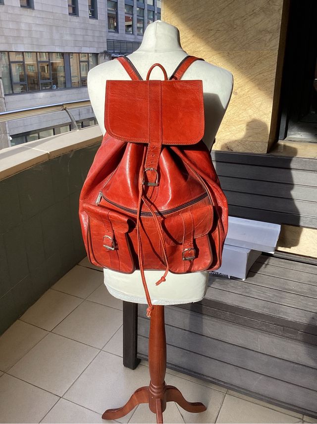 Mochila artesanal de cuero