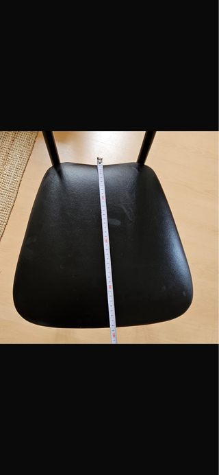 Juego de 4 sillas metálicas negras