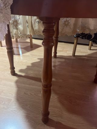 Mesa redonda extensible madera y cristal