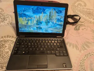 Portátil Dell Latitude 7240. Regalo ratón/mochila