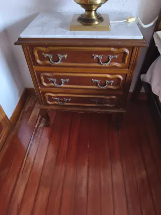 Dormitorio madera clásico