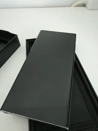 Samsung Galaxy S23 Ultra Caja Negra