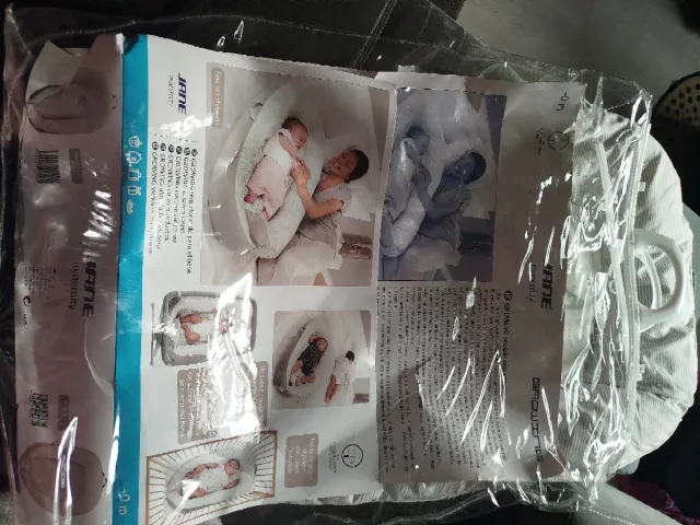 Cojín nido para bebé estrellas