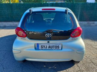 Toyota Aygo Aygo 1.0 VVTi 68CV