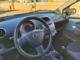 Toyota Aygo Aygo 1.0 VVTi 68CV