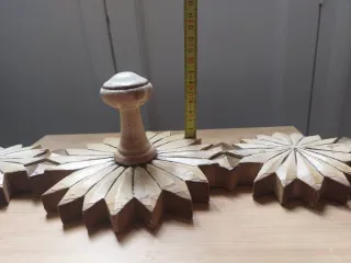 Perchero vintage ñ. De madera, rústico y floral