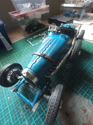 Bugatti Burago 1:18 Azul