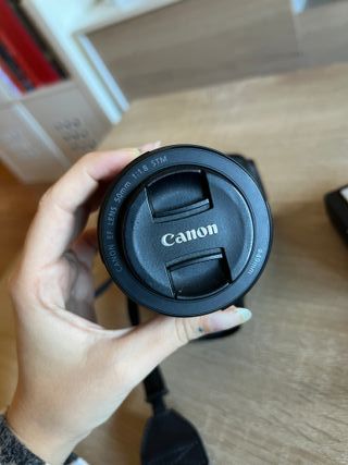 Canon EOS 600D + 2 objetivos