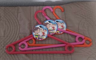 Lote 16 Perchas Niños Plástico