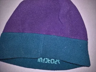 Berretto pile viola e verde acqua