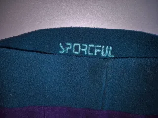 Berretto pile viola e verde acqua