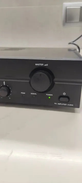 Amplificador TOA A-2240 Negro