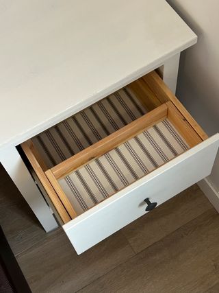 Mesita de noche IKEA HEMNES blanca
