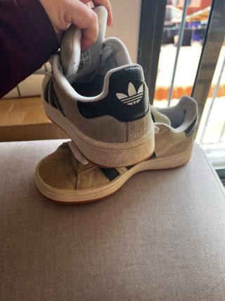 Zapatillas Adidas Campus Beige y Negras