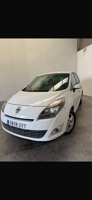 Renault Grand Scenic 2010