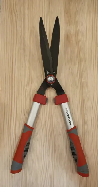 Tijeras cortasetos Altuna