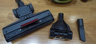 Aspirador Polti Verde y Negro