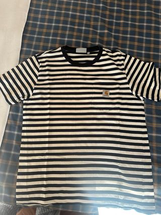 Camiseta Carhartt Rayas Blanca y Negra