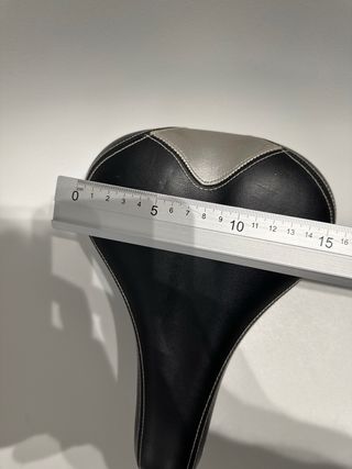 Sillín de bicicleta G25 + nuez