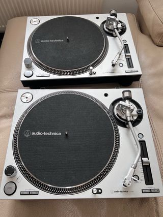 Giradischi Audio-Technica AT-LP140 XP SILVER