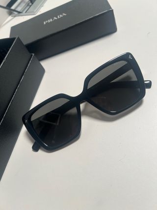 Occhiali da sole Prada neri