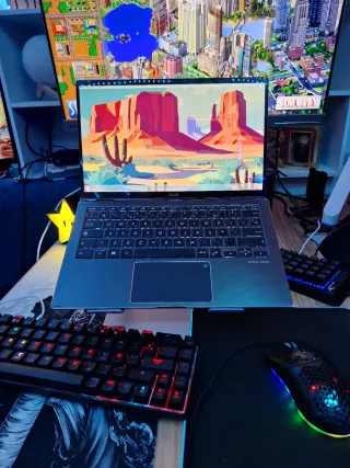 ASUS Zenbook Flip 13" i5 Táctil 360° Tablet PC