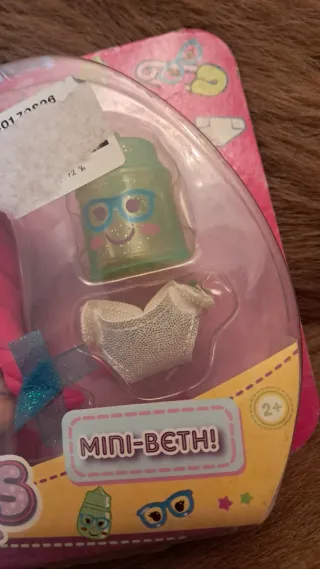 Muñeca Mini Bellies Beth