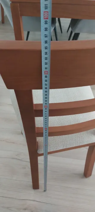 4 Sillas Comedor Tapizadas Madera.