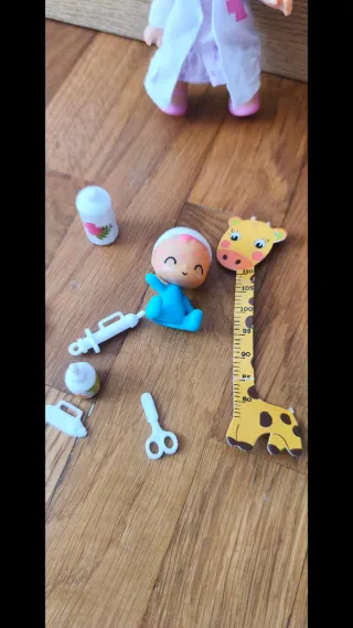 Muñeca Pediatra/Enfermera con Accesorios