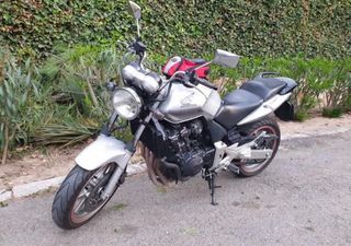 Honda CBF 600 Naked Plata  19 años , poco uso