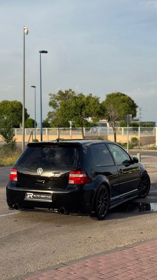 Volkswagen Golf 2001