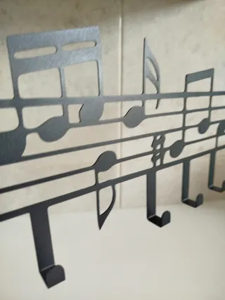 Perchero Notas Musicales Metal Negro
