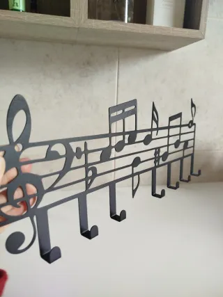 Perchero Notas Musicales Metal Negro
