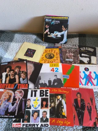 LOTE 35 DISCOS VINILO 7" pop rock internacional
