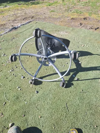 Taburete giratorio con ruedas