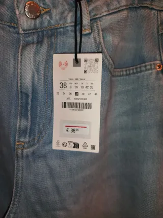 Pantalón vaquero wide leg Zara