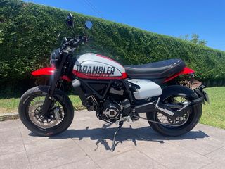 Ducati Scrambler 800 Supermotard