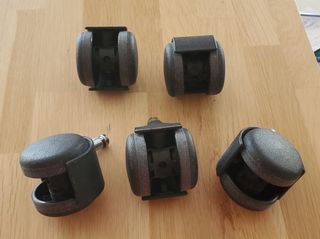 5 Rodes Cadira Oficina 11mm usades