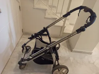 CARRO BEBEC99AR COMO NUEVO