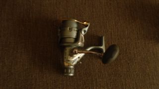 Carrete de pesca spinning Lotus 1500-M