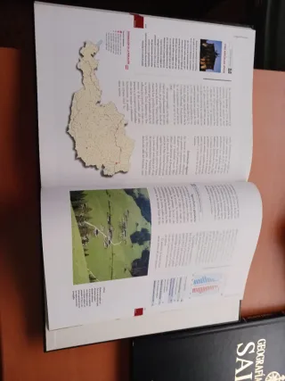 Enciclopedia de Geografía universal