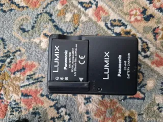 Caricabatterie Panasonic DE-A46 Lumix