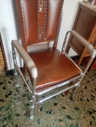 Andador de apoyo sin ruedas