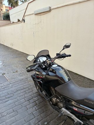 Honda Transalp 650 XL Negra
