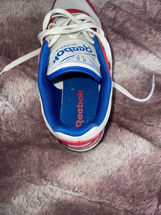 Zapatillas Reebok Blancas y Rojas