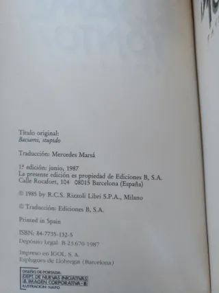 Bésame tonto. Libro