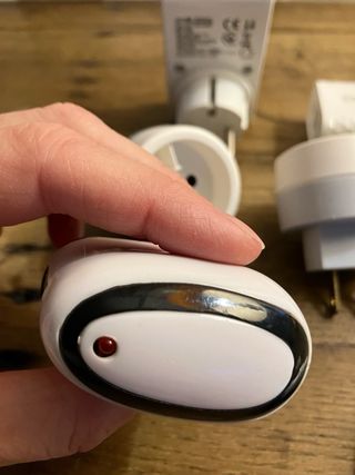 Lote Cargadores y Adaptadores Enchufe Viaje